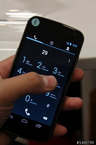 [12/18新增Flash測試]【Galaxy Nexus 高峰會分享】冰淇淋三明治，全新Android系統玩到High！