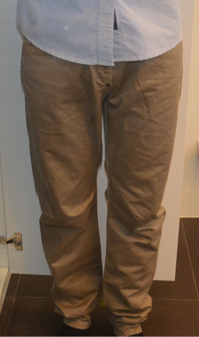 SISLEY 卡其褲開箱