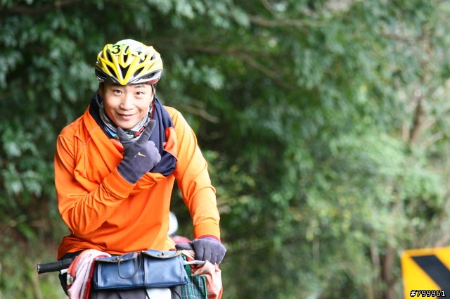 2011/12/04 Never Stop陽明山P字山道照片 (新增483張照片 2011/12/06 11PM)