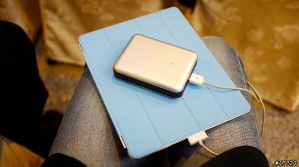 蘋果禁衛軍-Just mobile Gum Max的iPad 跟iPhone 不斷電Non-Stop生活