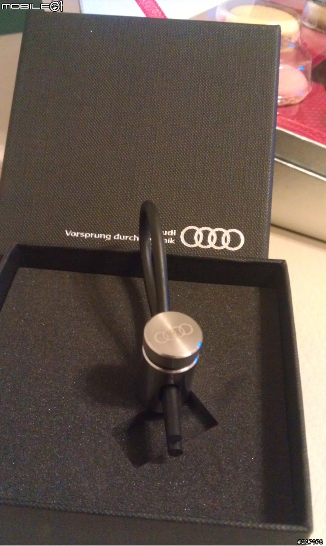 Audi 送聖誕禮物了