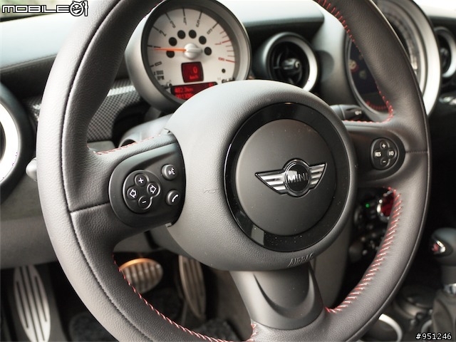 我的第一部MINI....MINI Cooper S Coupe