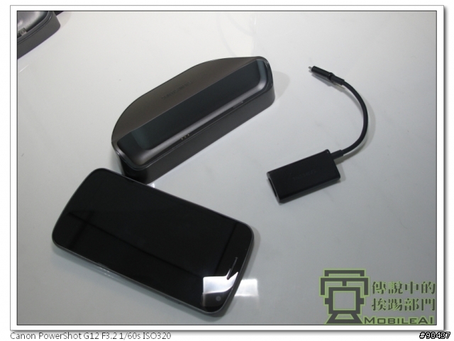 『體驗』iPhone 4s 莫敢不從，Galaxy Nexus 既出誰與爭鋒！