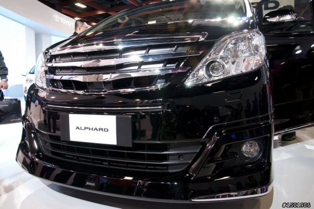 分享一些大家比較有興趣的車與車模- 2012台北車展