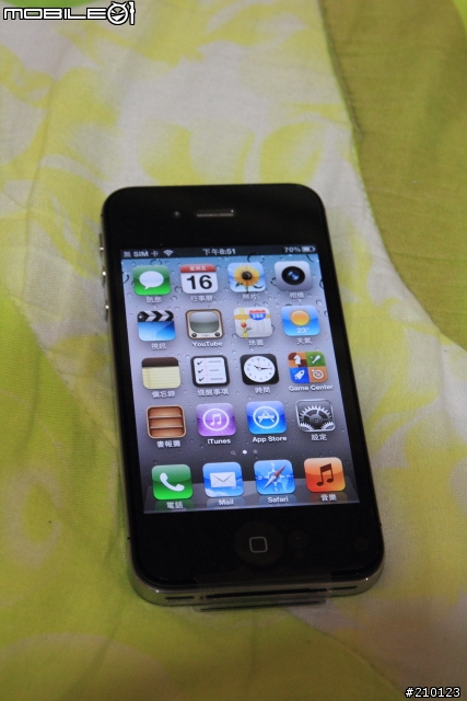 [開箱] 今年度最貴開箱 iPhone 4s + GGMM超薄殼