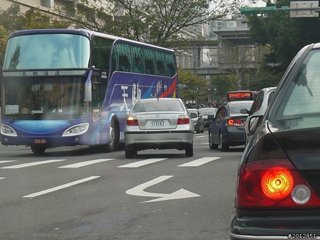神車真的很不守規矩，和M3