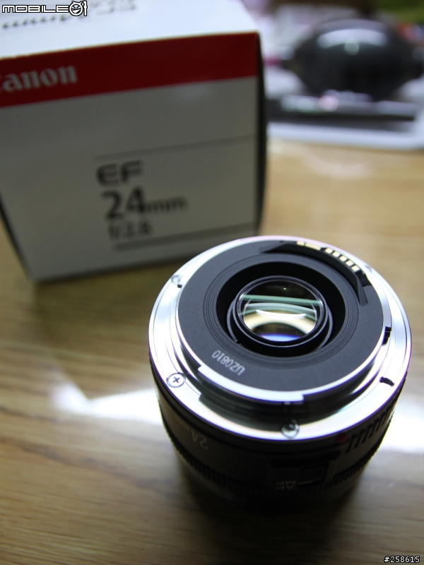 冷門鏡!!Canon 24mm F2.8簡易開箱文