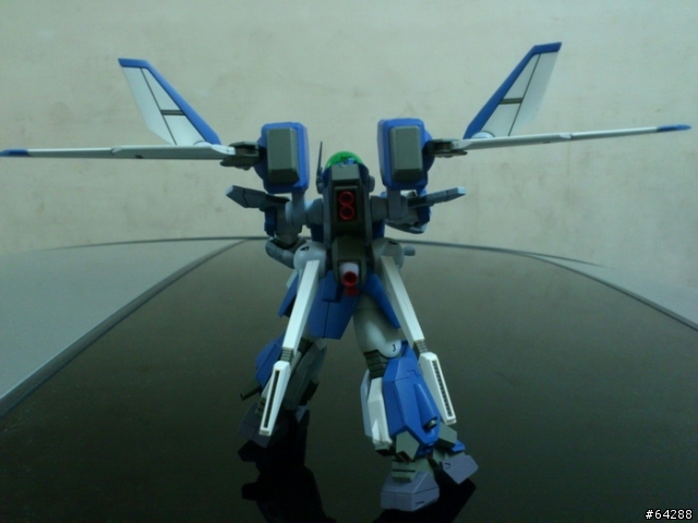 [分享]蒼藍流星LAYZNER雷茲納+METAL BUILD鋼彈00 七劍+超合金佛朗基