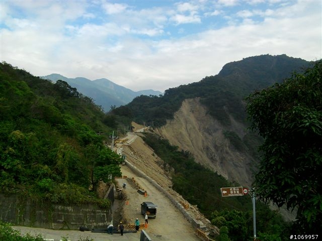 2011少了溫泉的純樸多納還是值得一騎