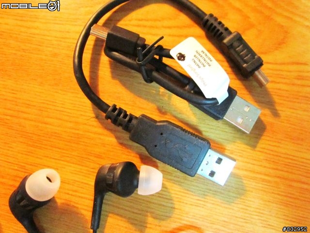 【開箱】Philips AriaZ II 開箱 vs. AriaZ I
