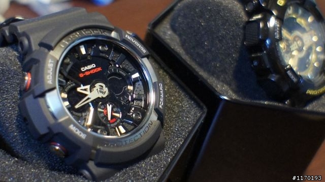 滿滿金屬元素和「X」胎紋設計元素的~~G-SHOCK GA-200 1A開箱