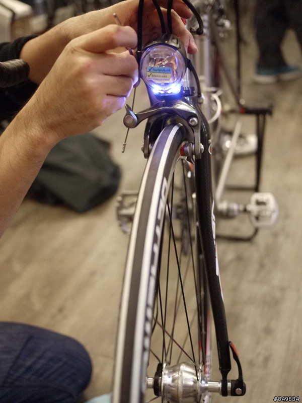 [電力應用篇] 美國 Lynskey Sportive 旅行車+ 發電花鼓