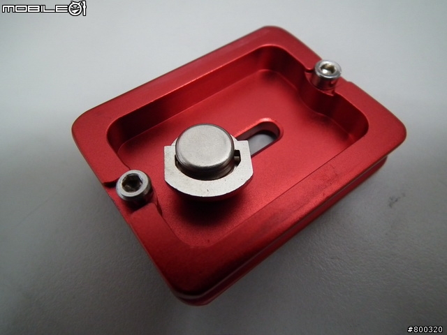 [分享] Kingjue CC-258 勁捷 四節 碳纖維 彩色腳架