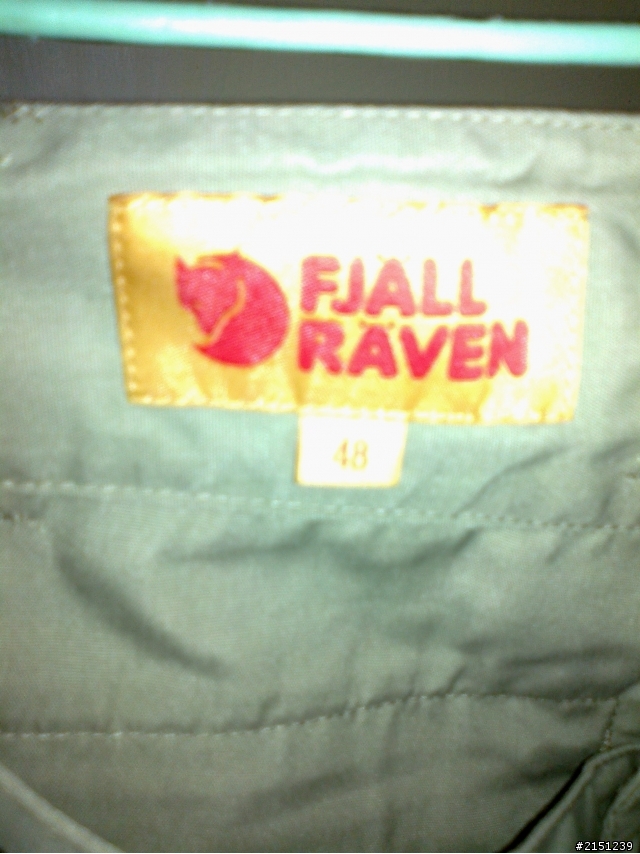 FJALLRAVEN休閒褲+FEILANG外套  (狐狸與狼)