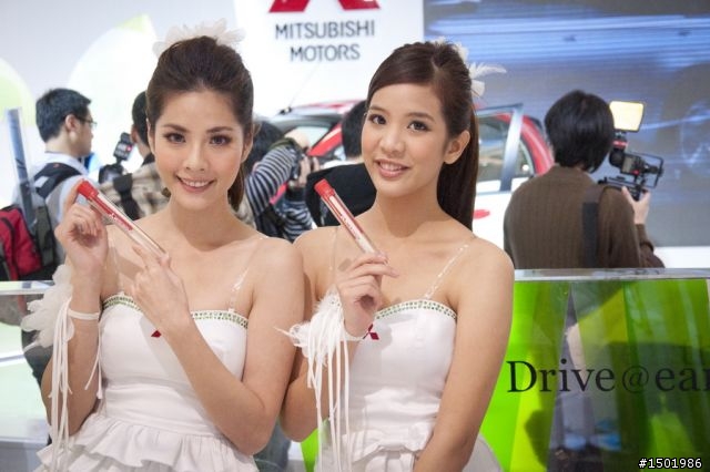 分享一些大家比較有興趣的車與車模- 2012台北車展