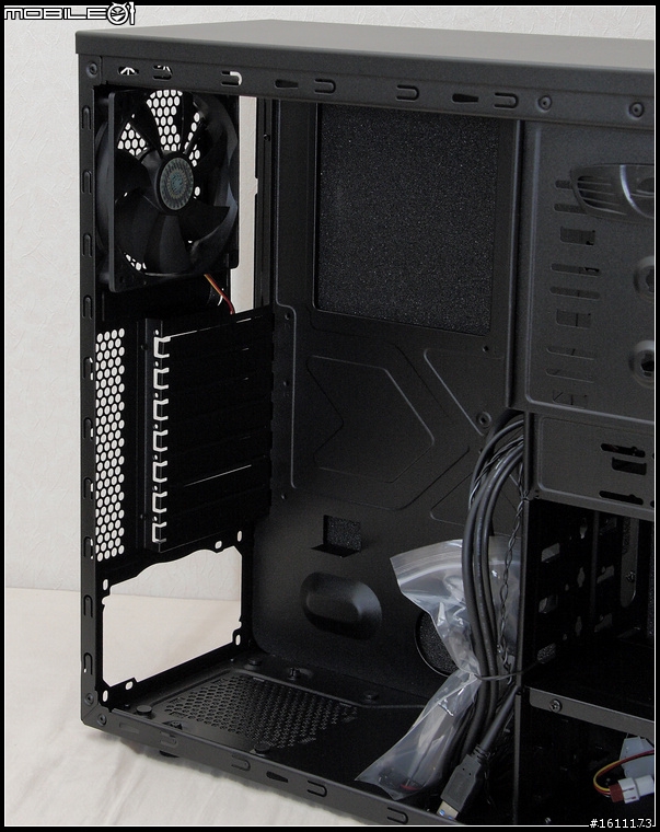 【開箱】靜音Silencio 550的平價孿生版CM Silencio 450機殼