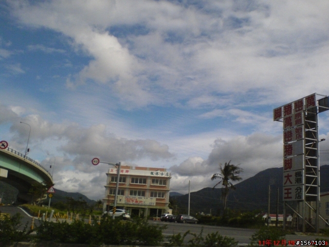 計畫環島卻故意跑去四重溪泡溫泉之旅 ~~~~~( 巧遇狂暴落山風!!!= =)