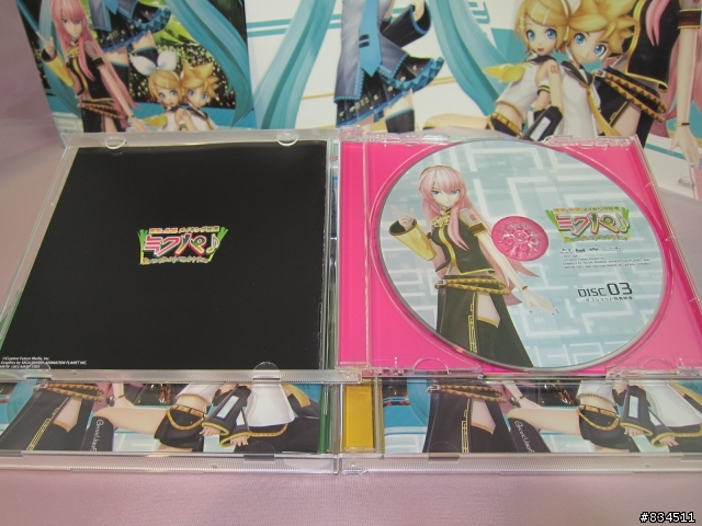 【開箱分享】可能性の歌姬__「初音ミク ライブパーティー 2011 （ミクパ♪）」BD初回限定映像盤