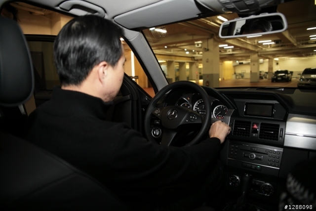 2012年式GLK220CDI 開箱文--(9/21更新)8000公里開車心得