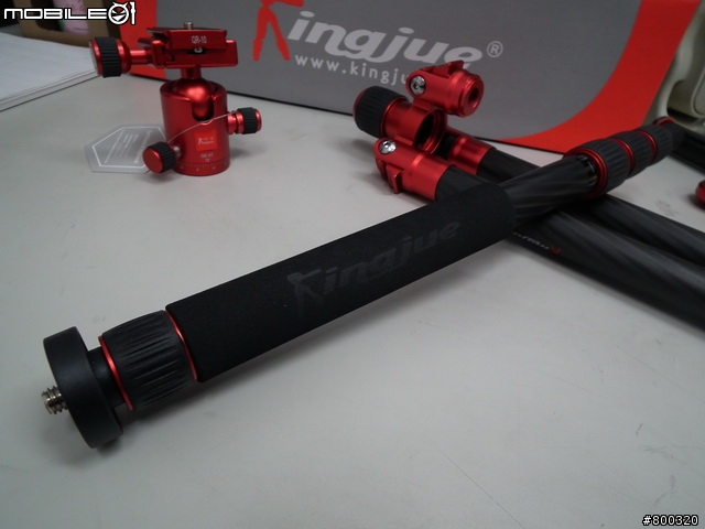 [分享] Kingjue CC-258 勁捷 四節 碳纖維 彩色腳架