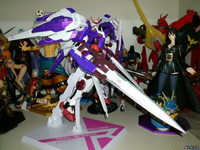 [分享]2011 魂會場 日版超合金鋼彈七劍 GN-0000 7S 電鍍版 金屬色