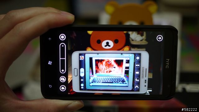 HTC 4.7吋泰坦 台灣大芒果開箱~(*从'∀')♪゛大芒果吞掉Galaxy Note/iPad/MAC air!
