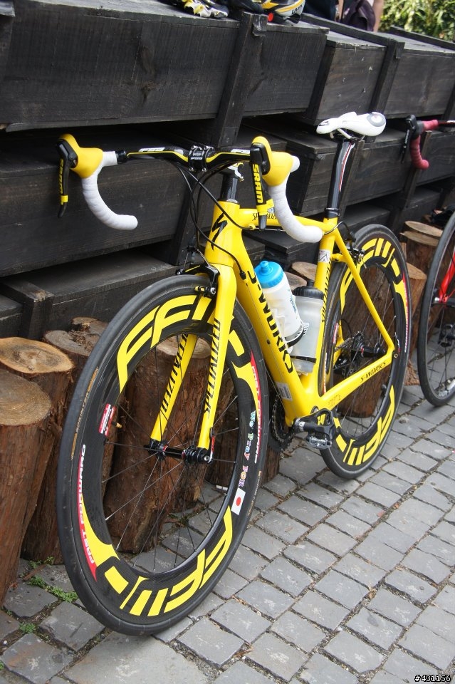 [開箱]  Fabian Cancellara   specialized  環法黃杉專用車