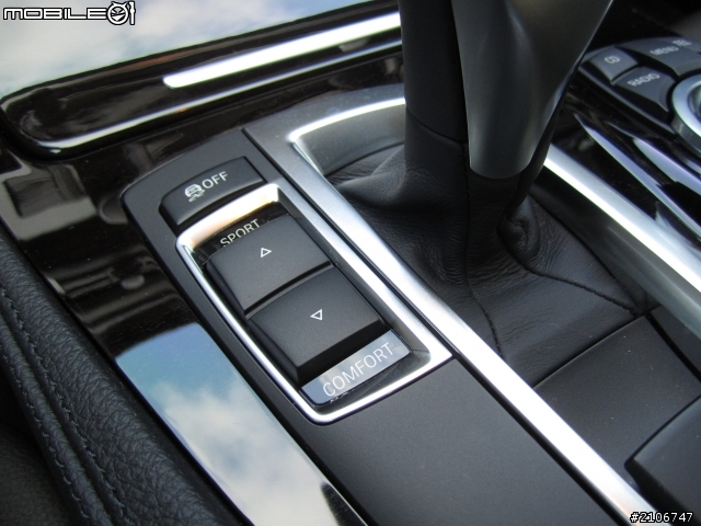 男人的夢想，人生第一台BMW 520i 小開箱文