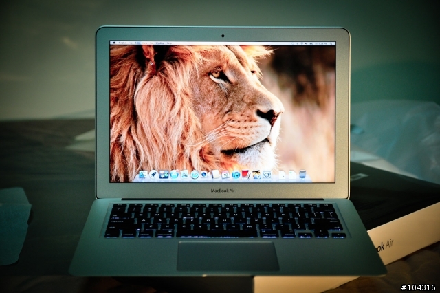 2011 MacBook Air 13" 開箱!!