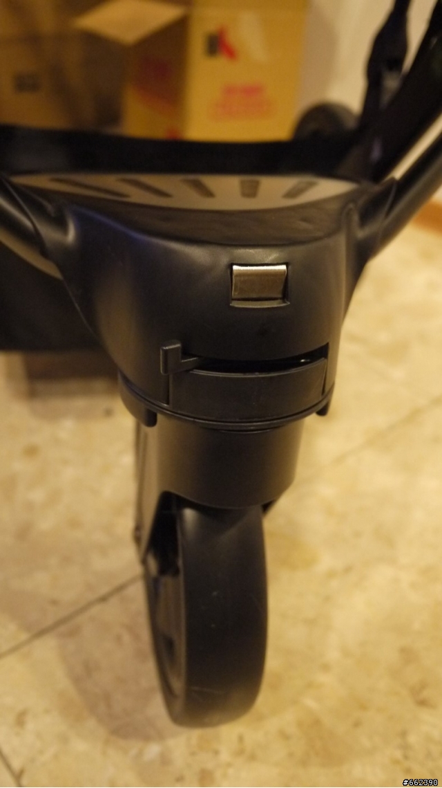 給我準備出生的女兒 聖誕節的禮物 BRITAX SMART 推車  開箱分享
