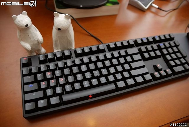 Ducky DK9008-R Shining 紅光紅軸簡易開箱