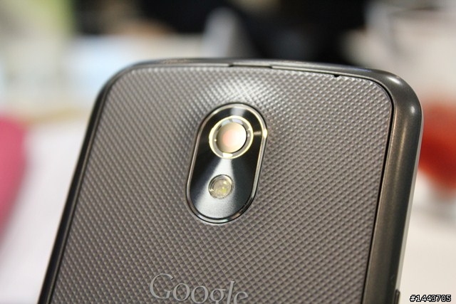 [12/18新增Flash測試]【Galaxy Nexus 高峰會分享】冰淇淋三明治，全新Android系統玩到High！