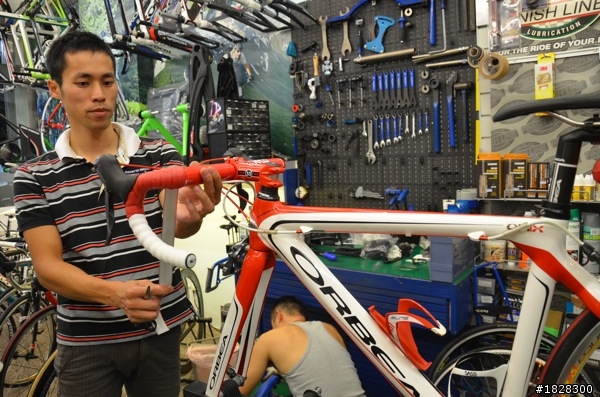 買菜車換裝，Deda M35龍頭彎把組+Deda zero座管+12年Mantra座墊