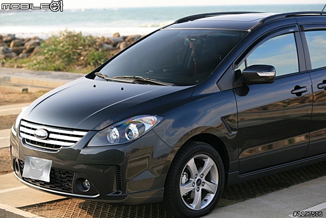 [開箱] Ford i-MAX 七人座 尊爵灰 - 好爸爸的起點