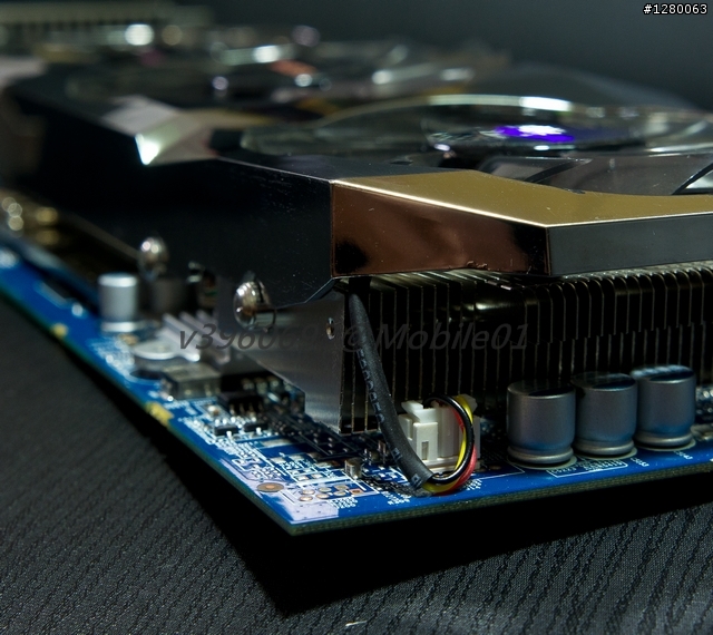 [HD6870 開箱] GV-R687OC-1GD 並 [評估]"升級顯卡"的效益？