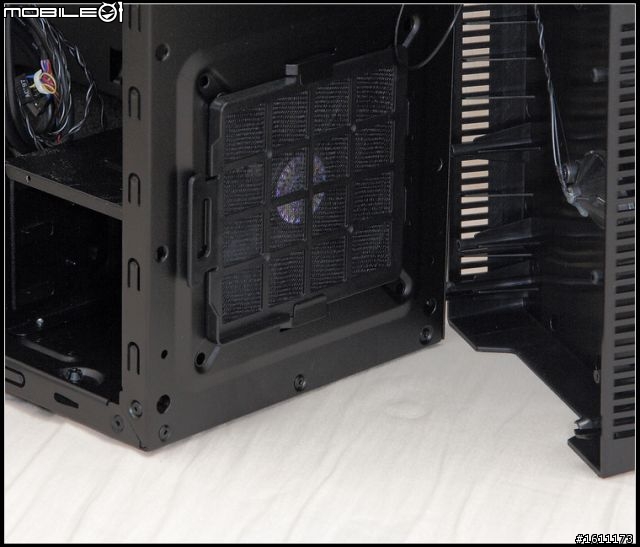 【開箱】靜音Silencio 550的平價孿生版CM Silencio 450機殼