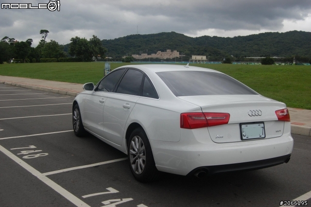 NEW A6 2.0T 白 開箱  （補  12/5 增了些照片