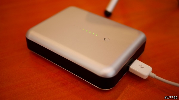 蘋果禁衛軍-Just mobile Gum Max的iPad 跟iPhone 不斷電Non-Stop生活