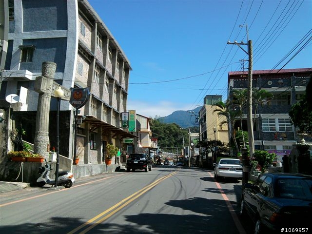 2011少了溫泉的純樸多納還是值得一騎