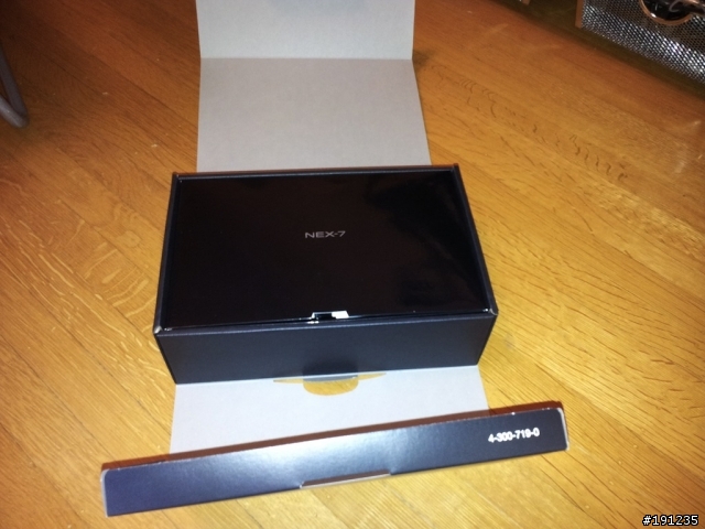 剛回可愛的家。。收到的聖誕禮物。。NEX7
