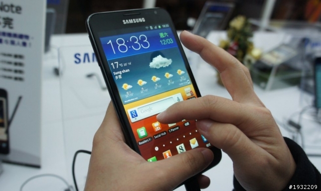 Galaxy Note的體驗屋又出現了！…這一回是在東區的Bistro 98前面！