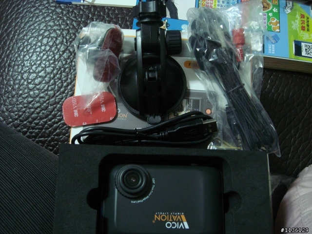 已更新【開箱】視連科 2.2版 VICO-DS1 Full HD 行車紀錄器 可更新2.3