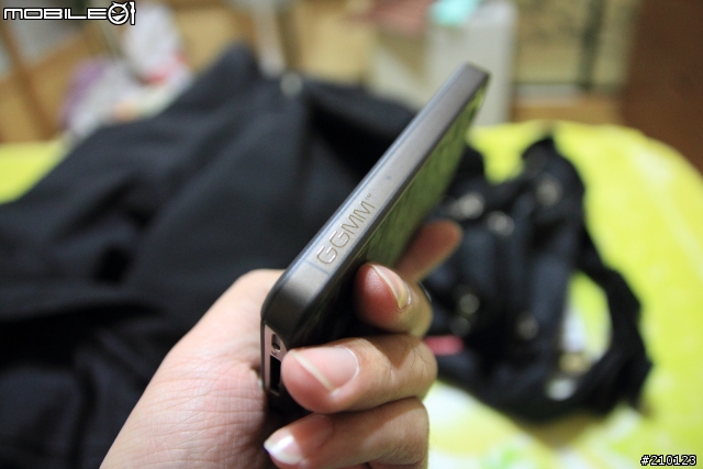 [開箱] 今年度最貴開箱 iPhone 4s + GGMM超薄殼