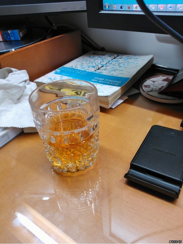 [心得] Nokia Lumia 800 / 12點心得分享