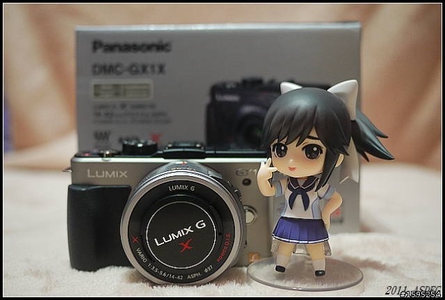 期待已久的Panasonic GX1終於入手..