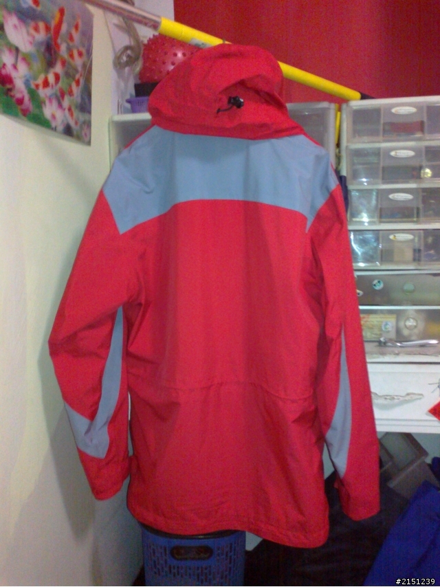 FJALLRAVEN休閒褲+FEILANG外套  (狐狸與狼)