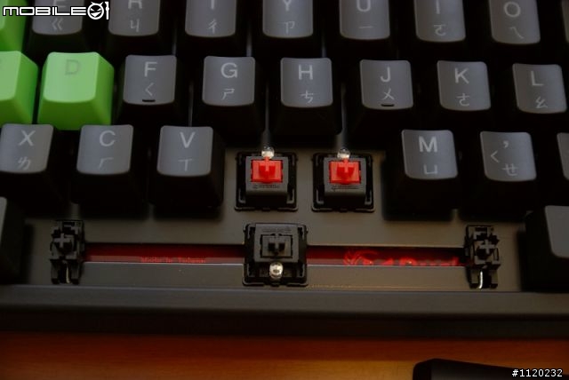 Ducky DK9008-R Shining 紅光紅軸簡易開箱