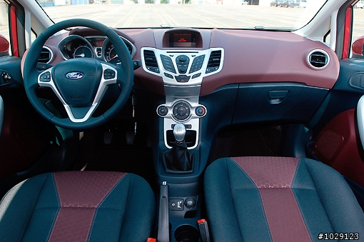 [請教]FORD Fiesta 1.6 運動版 菜單