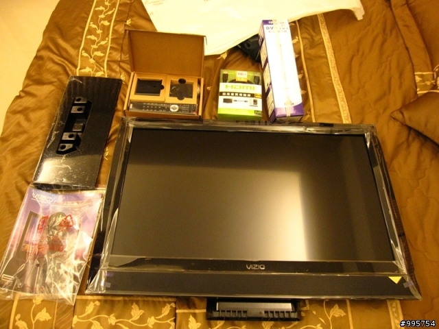 不專業的開箱!! VIZIO 瑞軒 32吋液晶電視