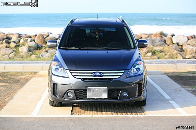 [開箱] Ford i-MAX 七人座 尊爵灰 - 好爸爸的起點